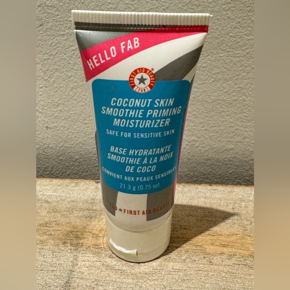 First Aid Beauty Skincare New Fab First Aid Coconut Skin Smoothie